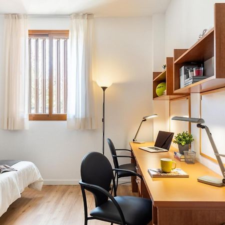 Micampus Bormujos Student Residence Luaran gambar