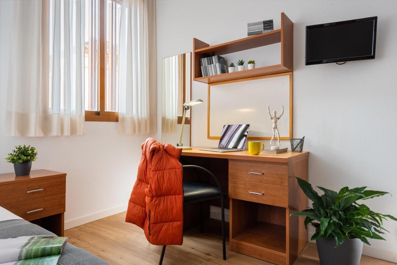 Micampus Bormujos Student Residence Luaran gambar