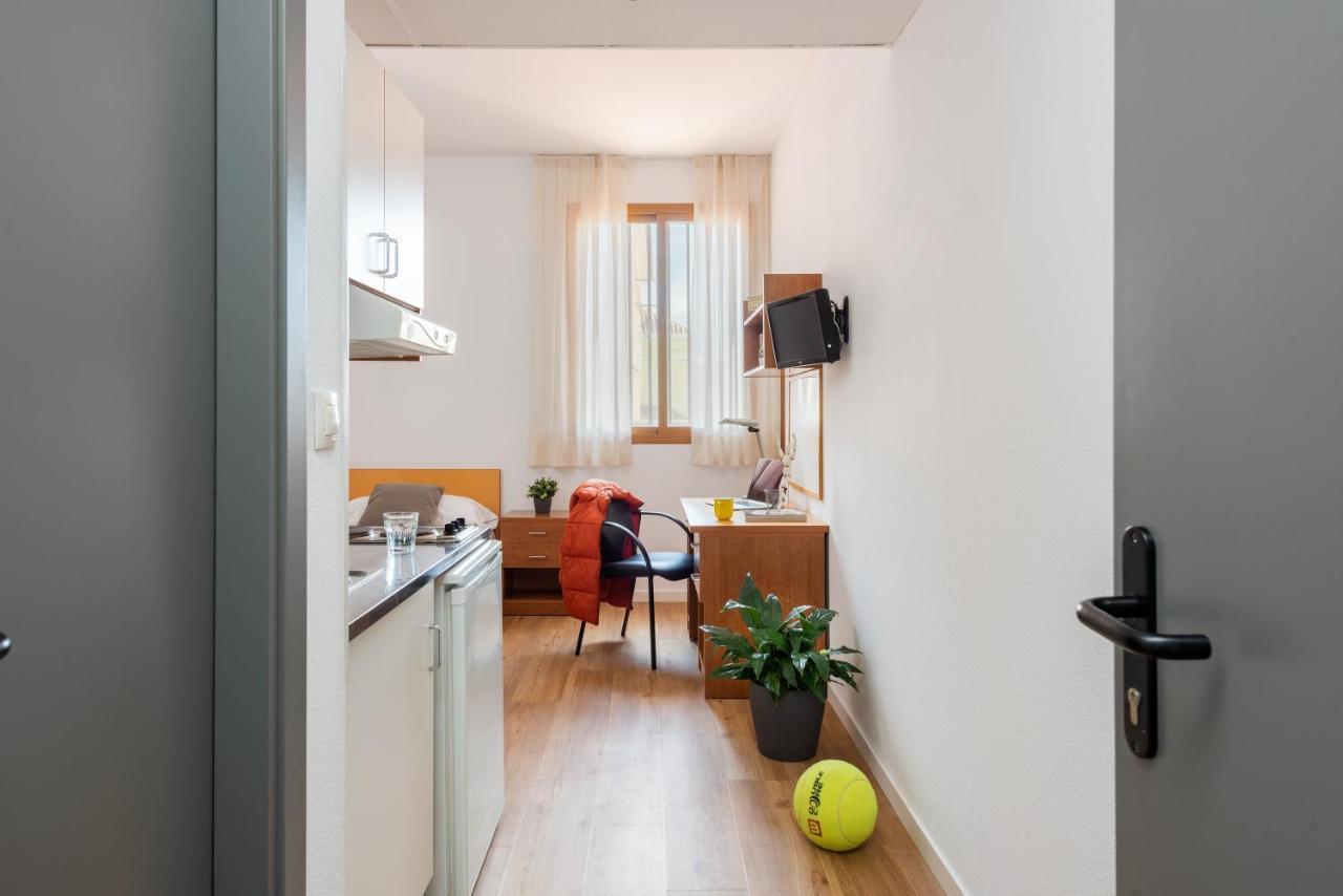 Micampus Bormujos Student Residence Luaran gambar