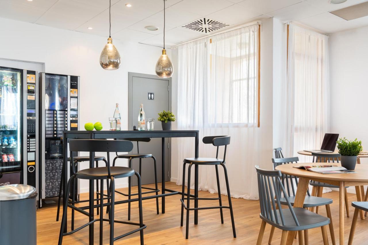 Micampus Bormujos Student Residence Luaran gambar